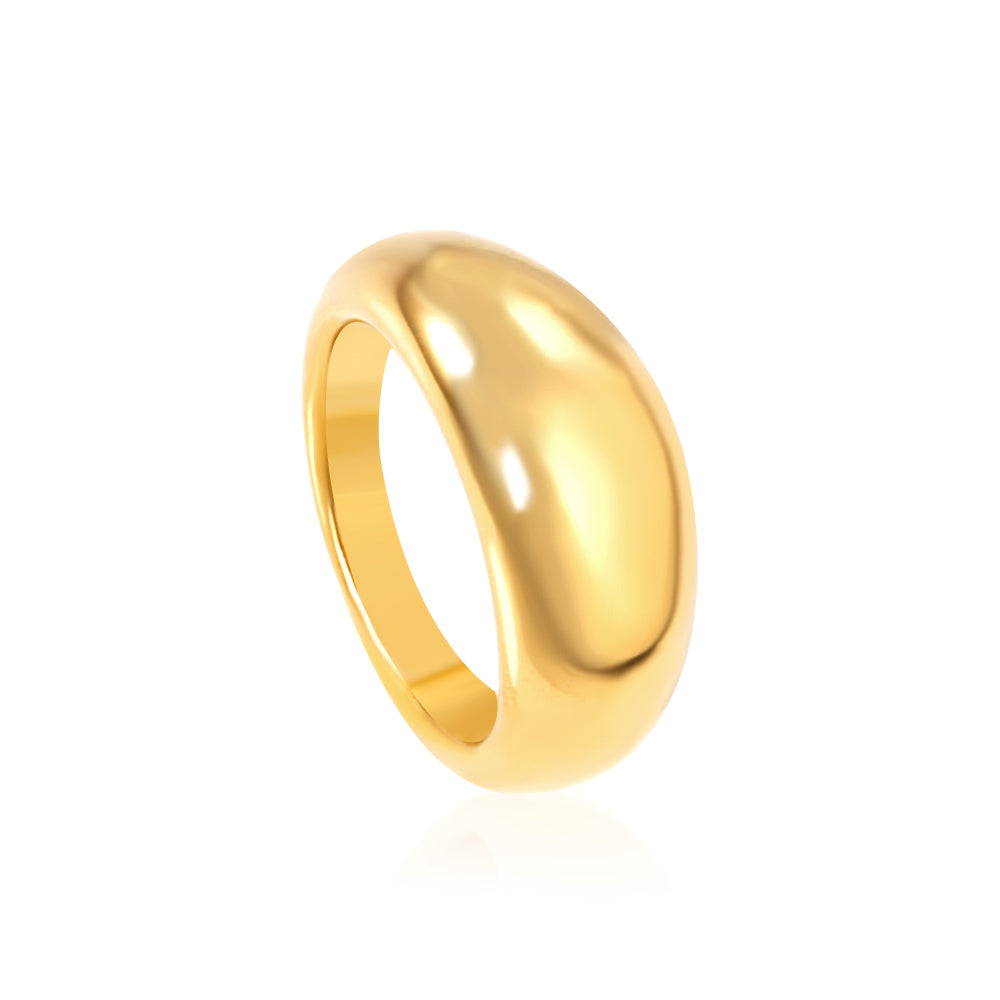 Our Phoebe ring is both elegant and durable.
Its classic design is sure to make a statement, and its comfortable fit makes it perfect for everyday wear.
Don't miss o