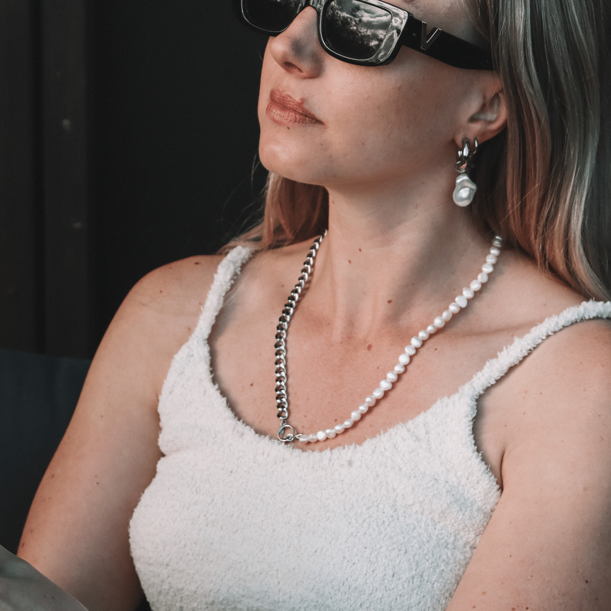 half baroque freshwater pearls and half cuban chain
our Hera necklace can be worn 3 different ways and is so versatile for any outfit 
Available in two lengths
 