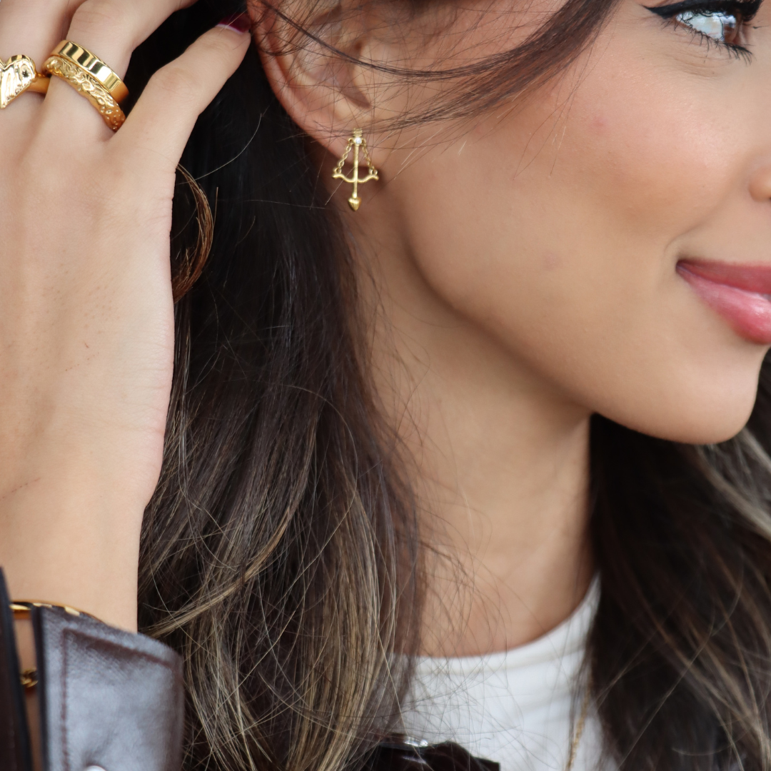 Cupid Studs – Gold Bow Arrow Earrings
